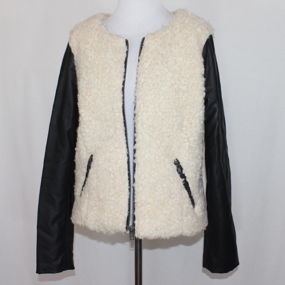 XS American eagle cropped fur/leather jacket